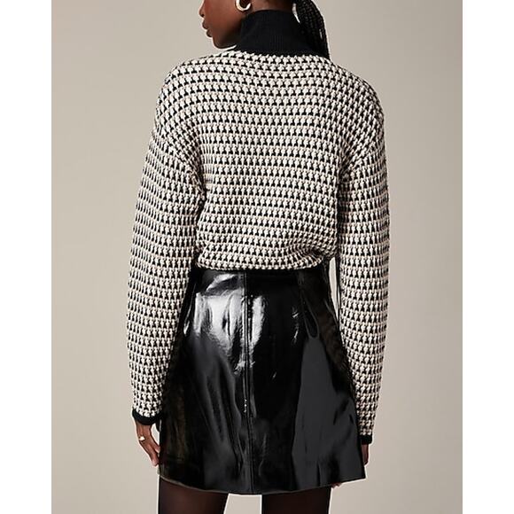 J.CREW Black Collection Mini Wrap Skirt in Faux Patent Leather Size 6 NWT - Picture 3 of 10